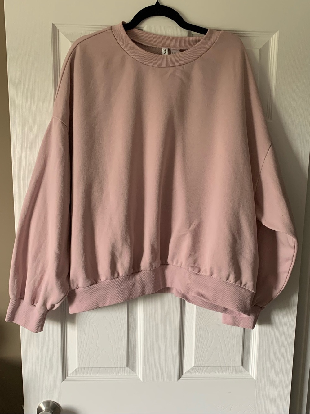 Divided H&M Light Pink Crewneck Sweatshirt